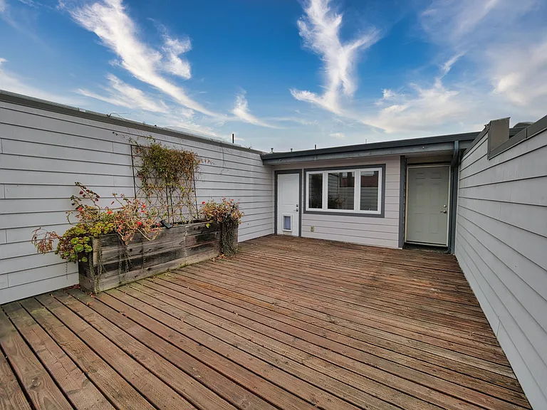 2897 Chapman St #C — Photo 28