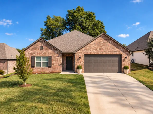 3306 Heritage Hills Pkwy, Claremore, OK 74019