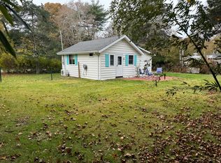 32 Locust Ave, Southampton, NY 11968