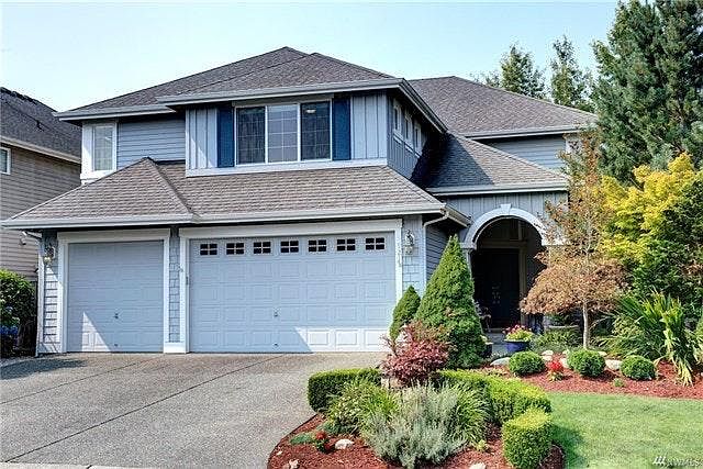 1st image of 921 274th Way SE