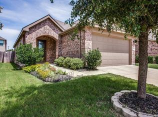 9100 Quarry Ridge Trl, Fort Worth, TX 76244