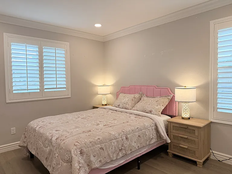 Cascade Dr — Photo 14