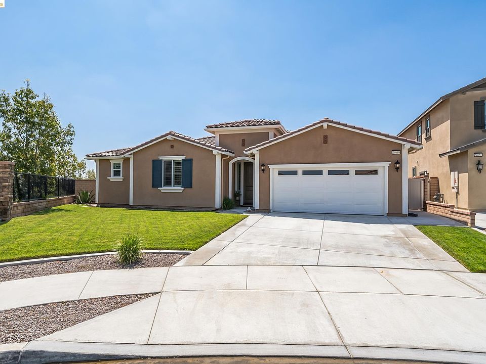 1st image of 24699 Fair Oaks Ln