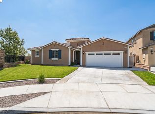 24699 Fair Oaks Ln, Menifee, CA 92584
