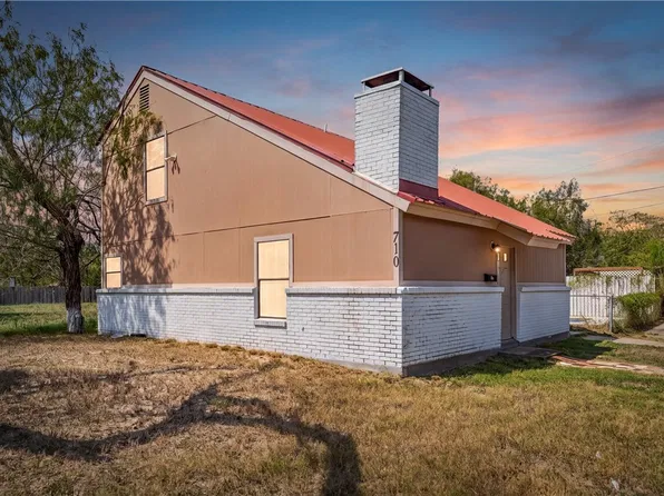 708 W Johnston Ave, Kingsville, TX 78363