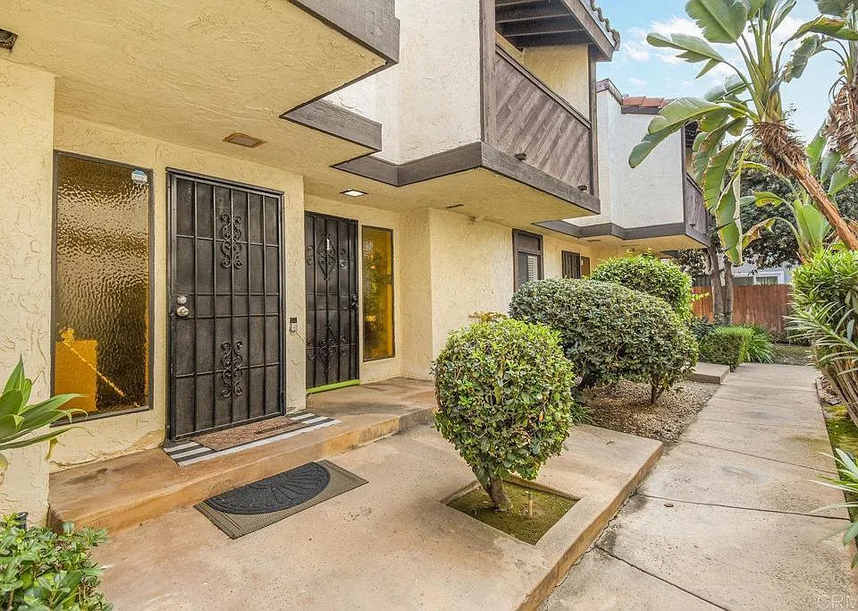 389 Shady Ln #1