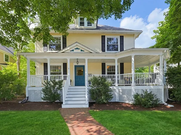 113 Grove St, North Attleboro, MA 02760