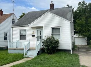 21111 Beechwood Ave, Eastpointe, MI