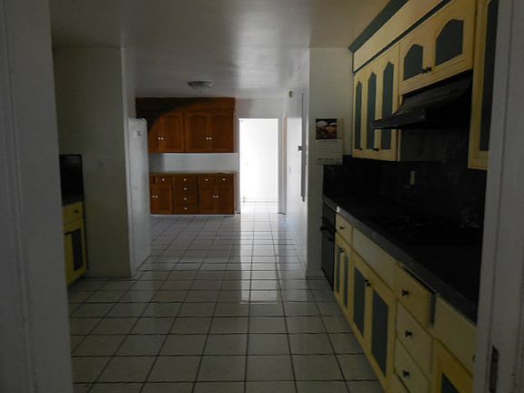 3rd image of 14110 Buckner Dr