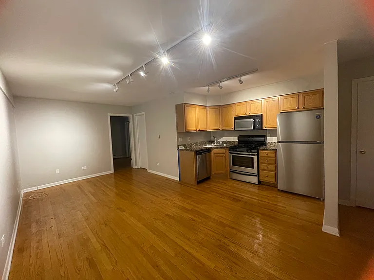 4056 N California Ave #1C — Photo 1