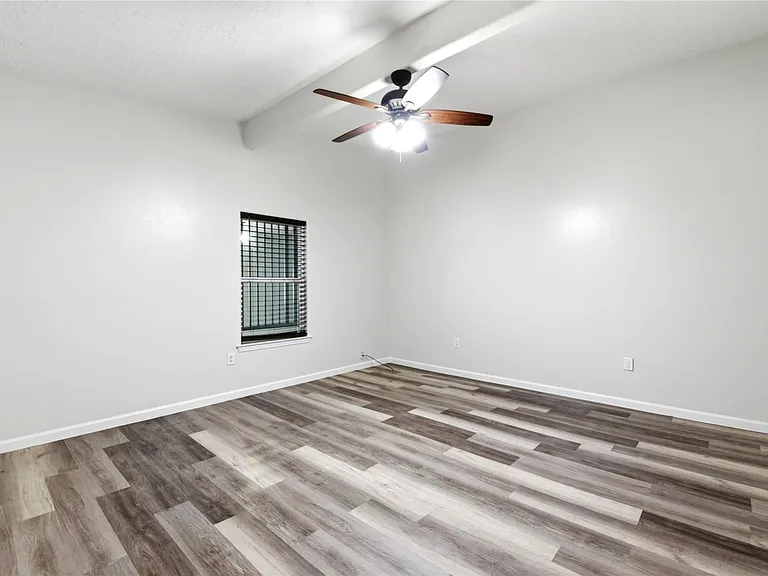 9403 Spaulding St — Photo 21