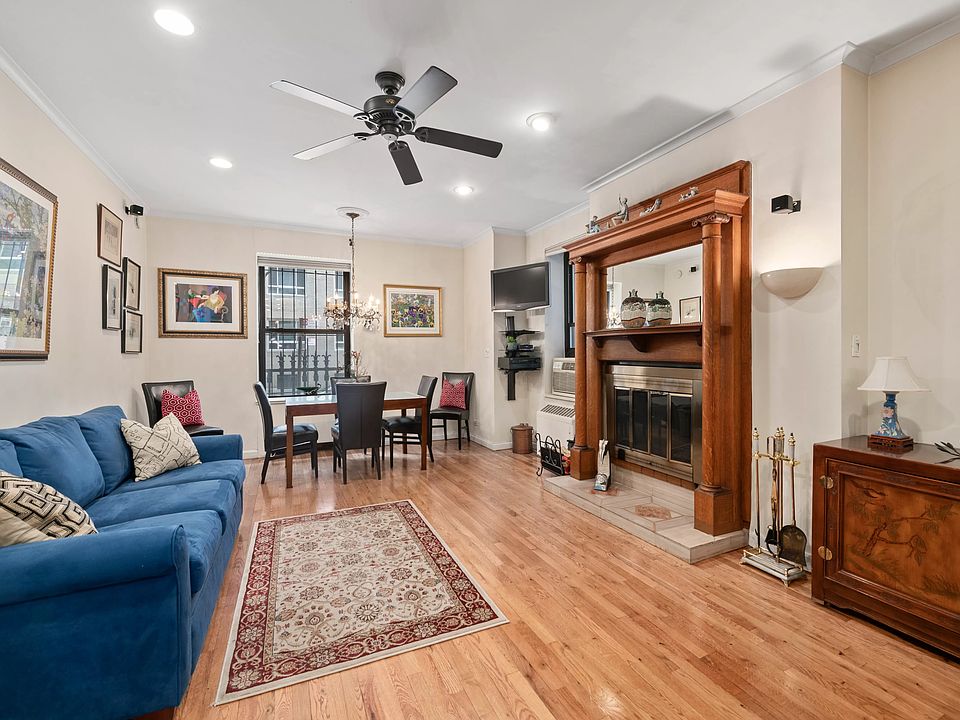 1st image of 425 W End Ave #1C