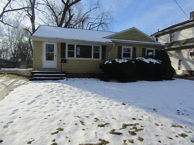 1st image of 933 Faurot Ave