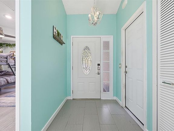 5th image of 1014 CONLEY DRIVE