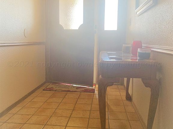 2nd image of 1529 N Christy St