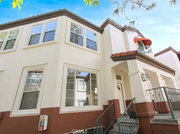 12711 Trent Jones Ln, Tustin, CA 92782