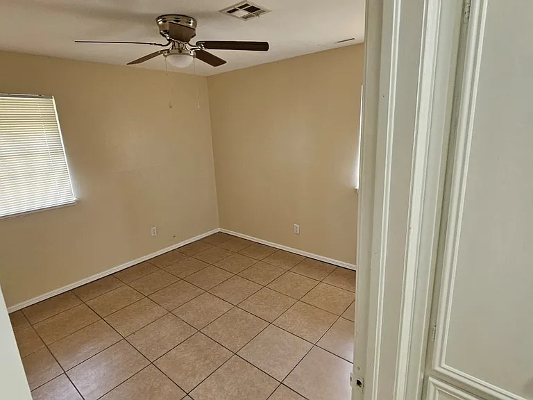 Guest Bedroom #2