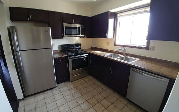 3rd image of 1543 E Winslowe Dr #3B
