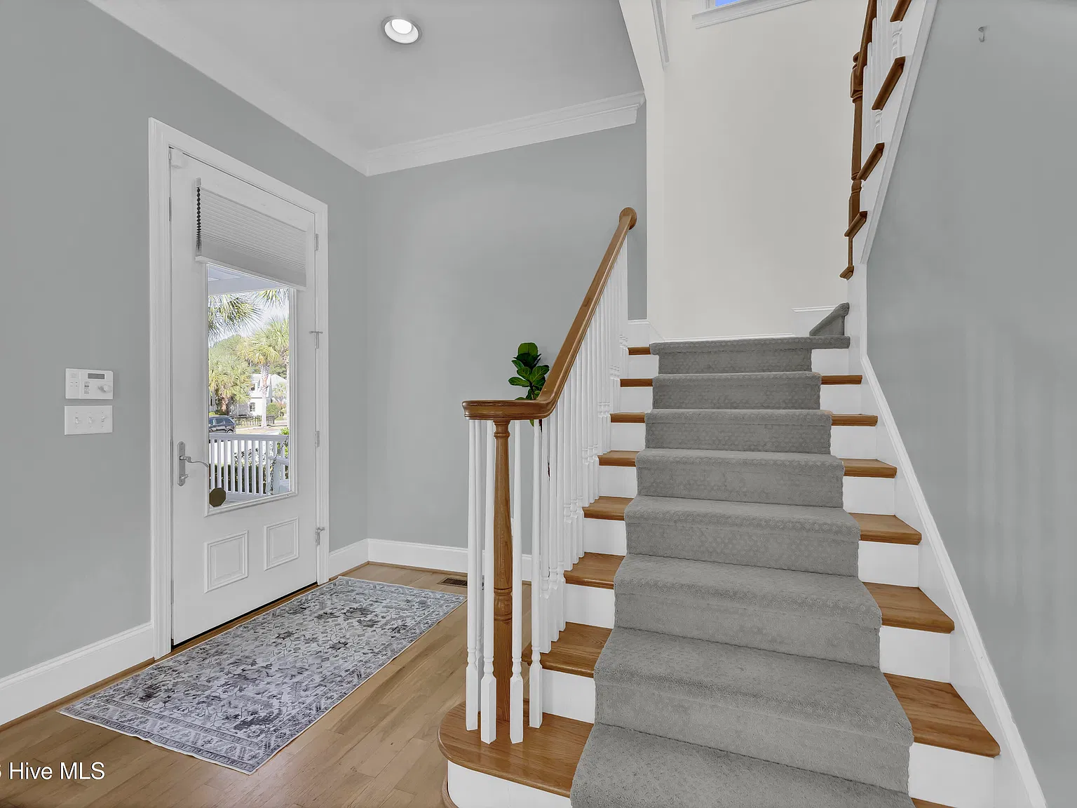 3 bed, 2.5 bath, $4,000 — Photo 4