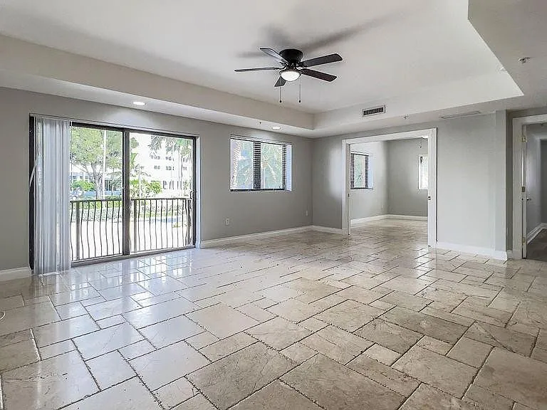 4241 Ocean Blvd #101 — Photo 23