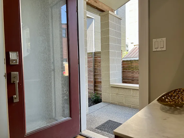 130 Home St — Photo 30