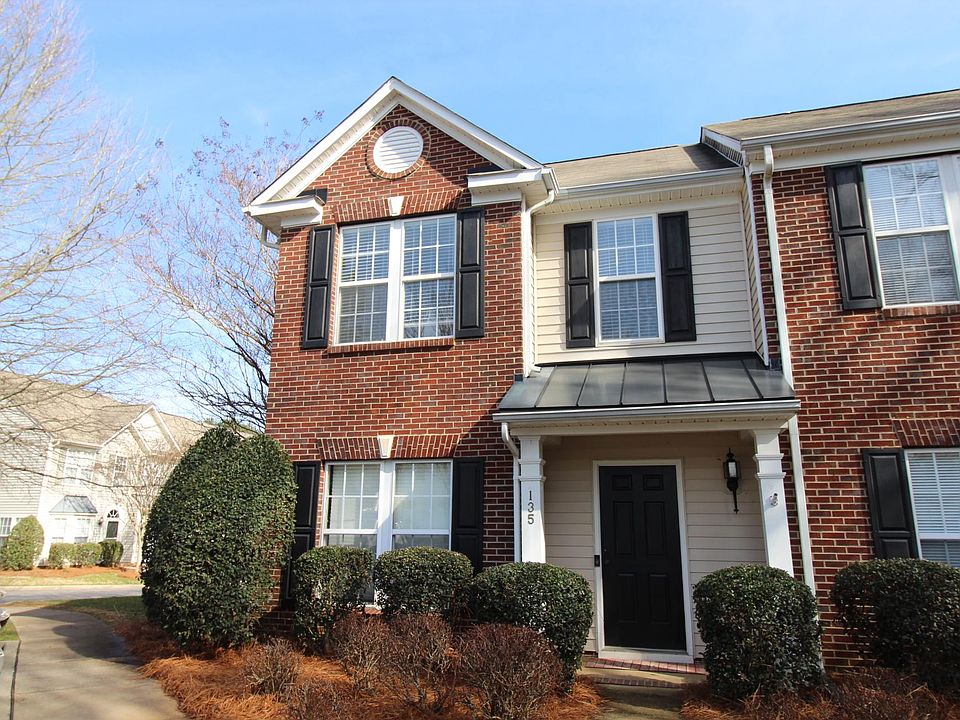 135 TALBERT TOWN LOOP