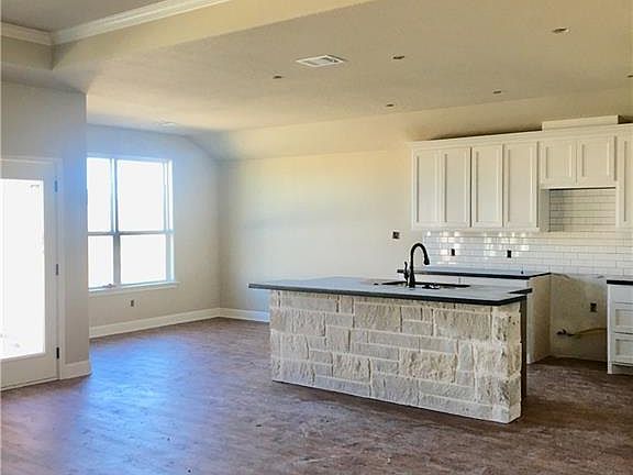 5th image of 4003 High Creek Ct
