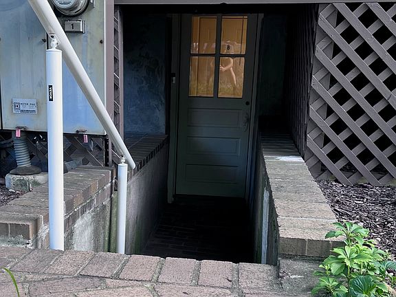 Front Entrance to Basement