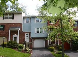 1350 Quail Run Cir, Bethel Park, PA 15102
