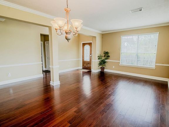 5th image of 803 Northridge Terrace Ln