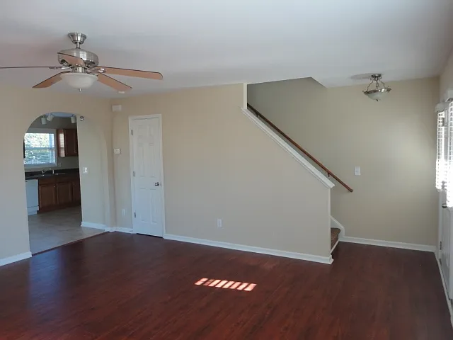 611 Blue Lake Dr — Photo 5