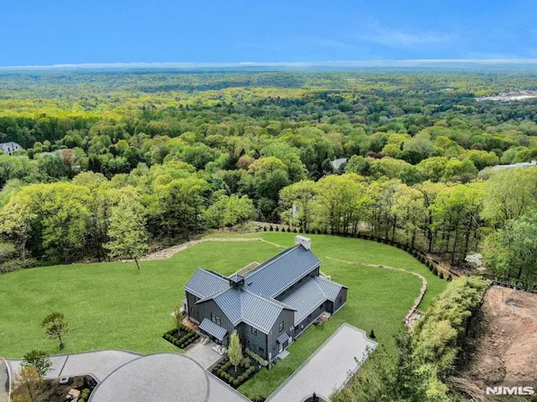 18 Autumn Ter, Alpine, NJ 07620