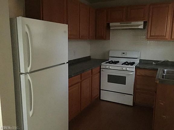 2nd image of 1605 Marciano Dr