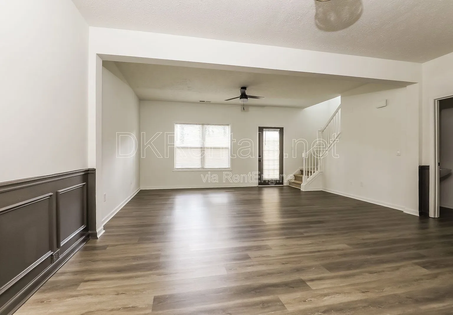3 bed, 2.5 bath, 1408 sqft, $1,850 — Photo 2