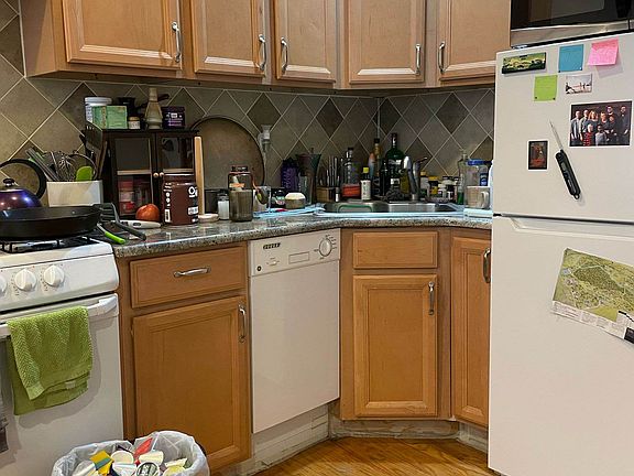 3rd image of 2461 Frederick Douglass Blvd APT 2B