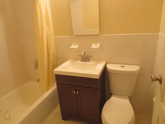 Rented by Parlor Real Estate Corp | media 13