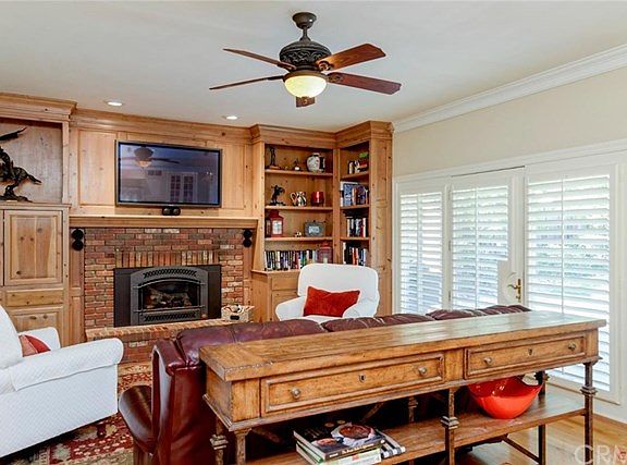 5th image of 1522 Country Club Dr