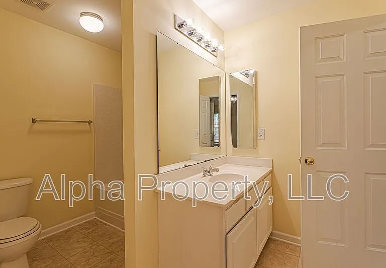 142 Spring Crossing Cir — Photo 16