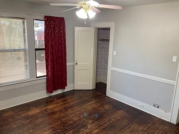 2nd image of 715 San Antonio St