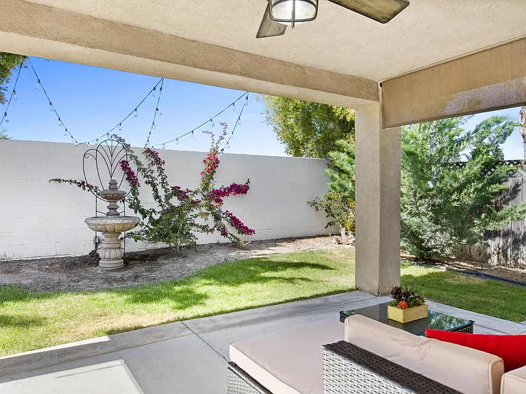 12112 Grecian Laurel Dr — Photo 24