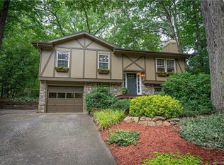 1 Muirfield Dr, Arden, NC 28704