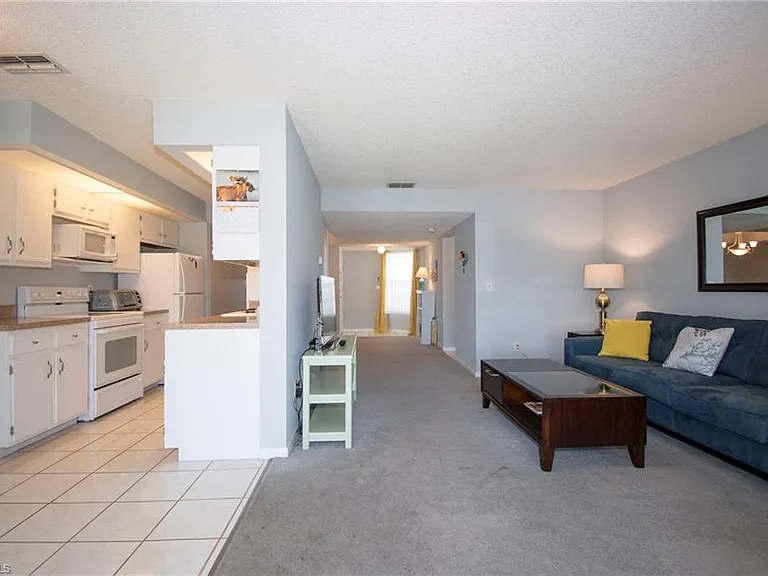 17210 Terraverde Cir #4 — Photo 15