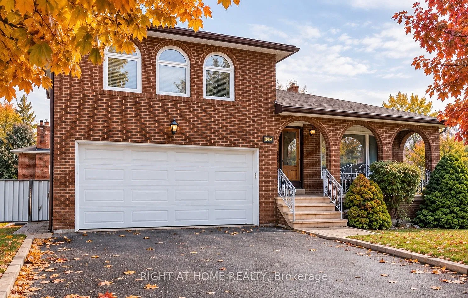 3 bed, $2,900 — Photo 1