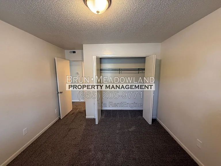 128 Lynnwood Dr #9 — Photo 17