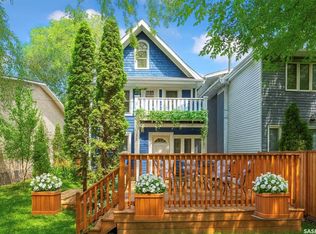 1018 Aird St, Saskatoon, SK S7N0T1