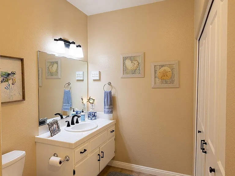1516 Pacific Coast Hwy #202 — Photo 6