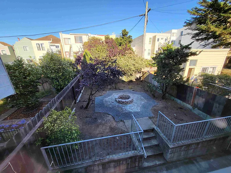 450A 11th Ave — Photo 12
