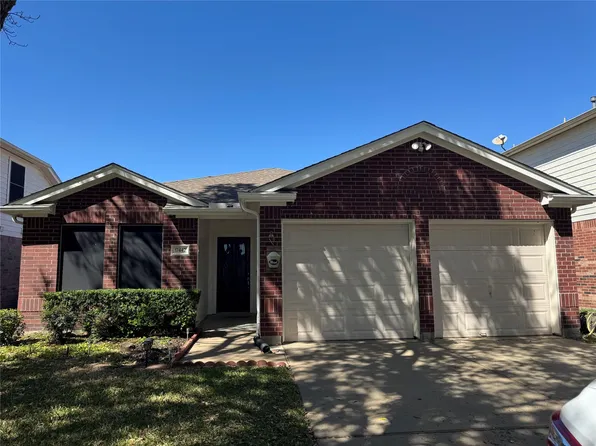 17442 S Summit Canyon Dr, Houston, TX 77095