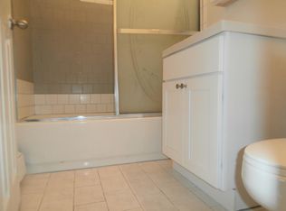 647 Saint Lawrence Ave, Bronx, NY 10473