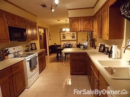 2nd image of 3017 Marlboro St